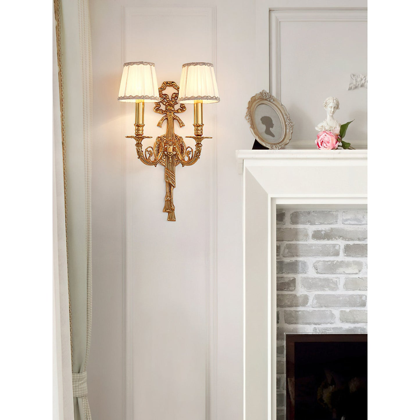 Medazio Wall Lamp