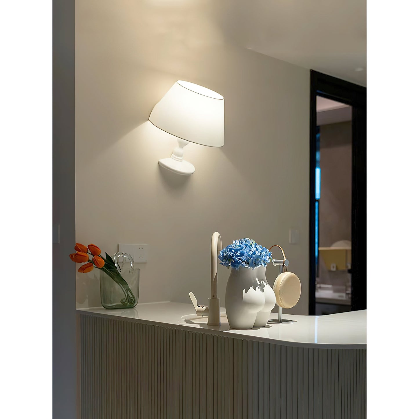 Melampo Wall Lamp
