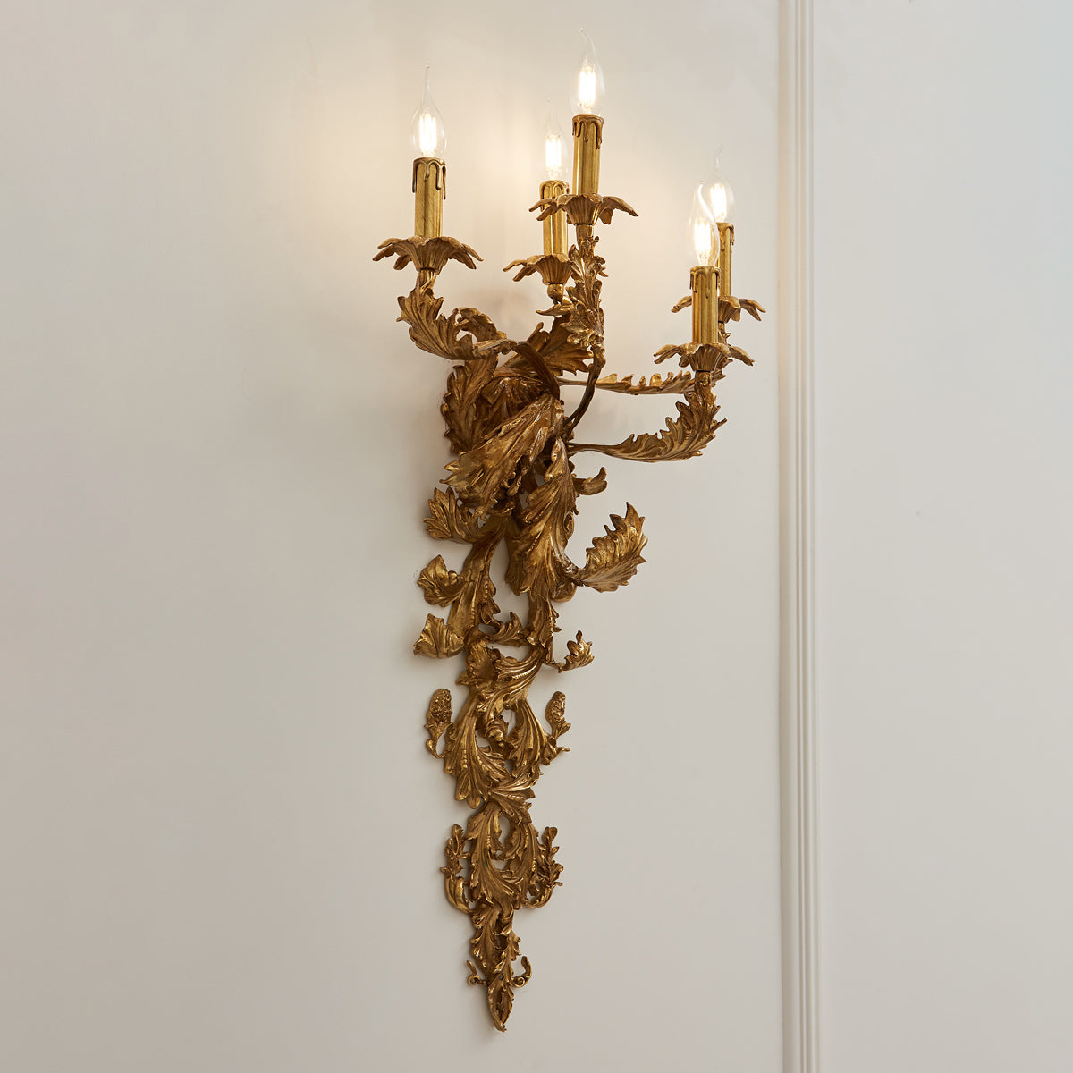 Metropolitan Candle Wall Lamp