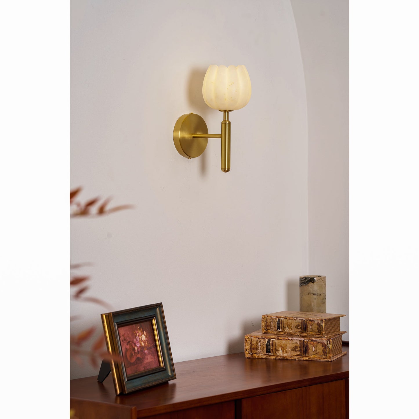 Mian Alabaster Wall Lamp