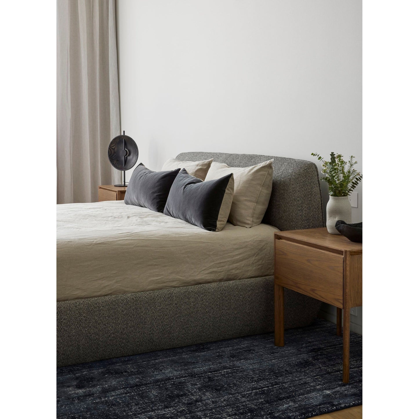 Mito Table Lamp