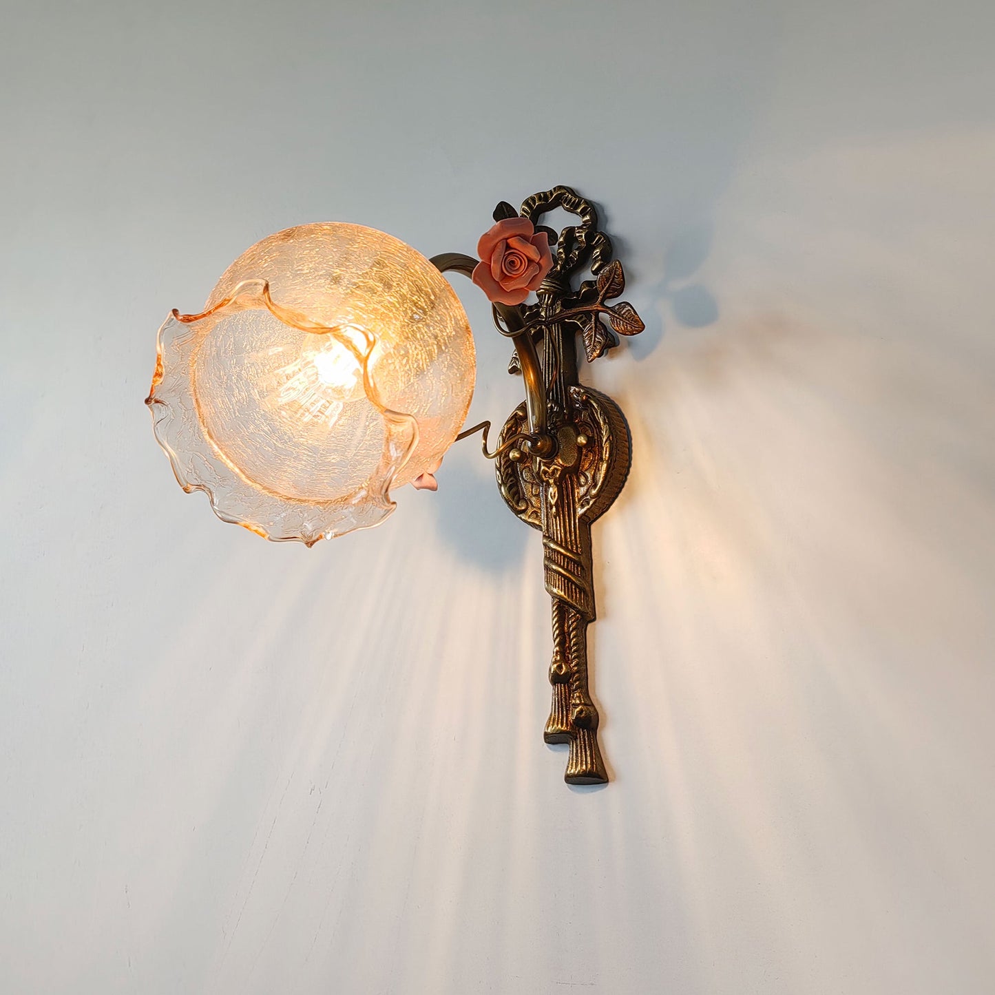 Neiman Wall Lamp