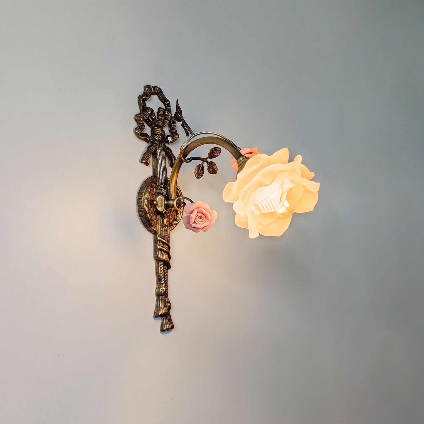 Neiman Wall Lamp