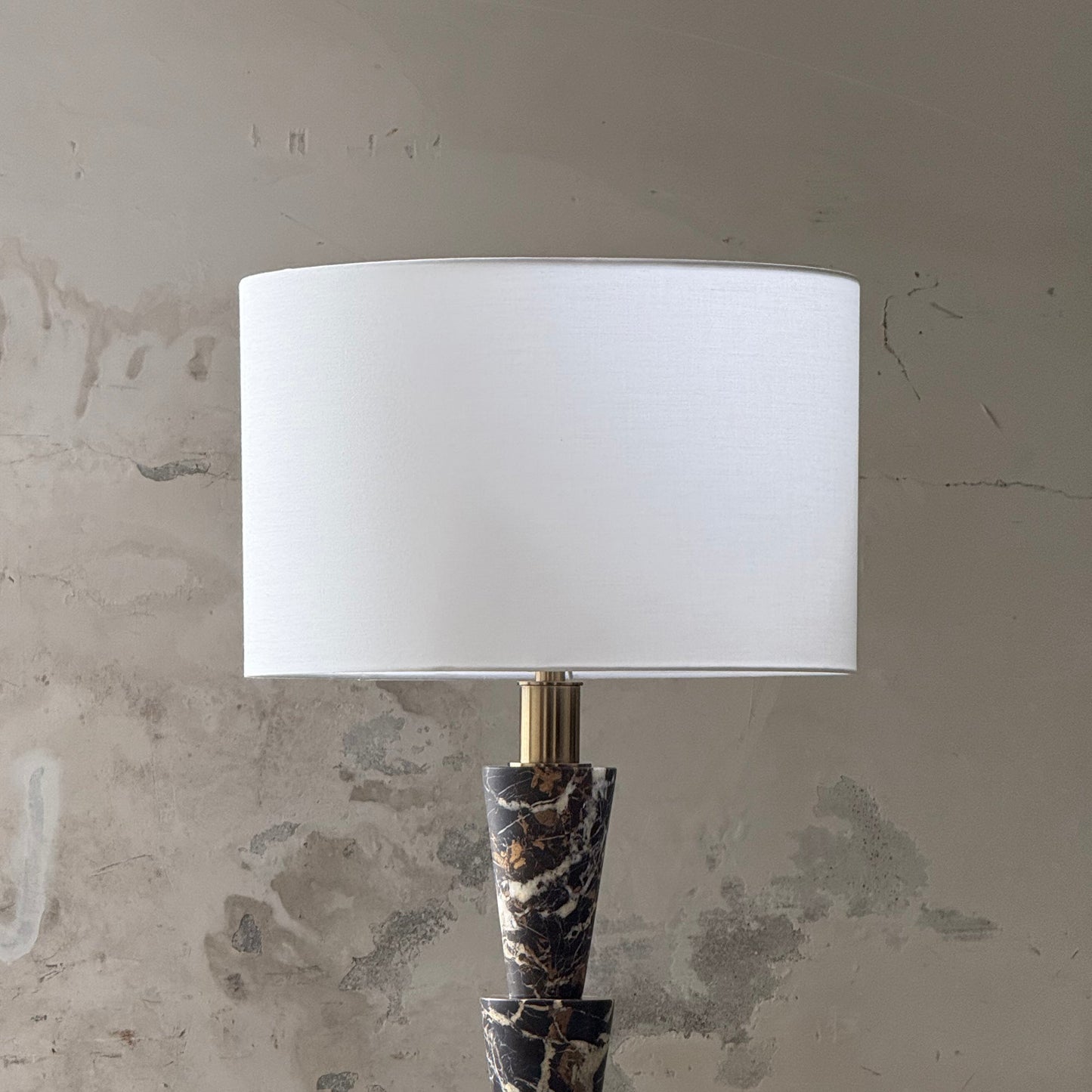 Nizwa Marble Floor Lamp