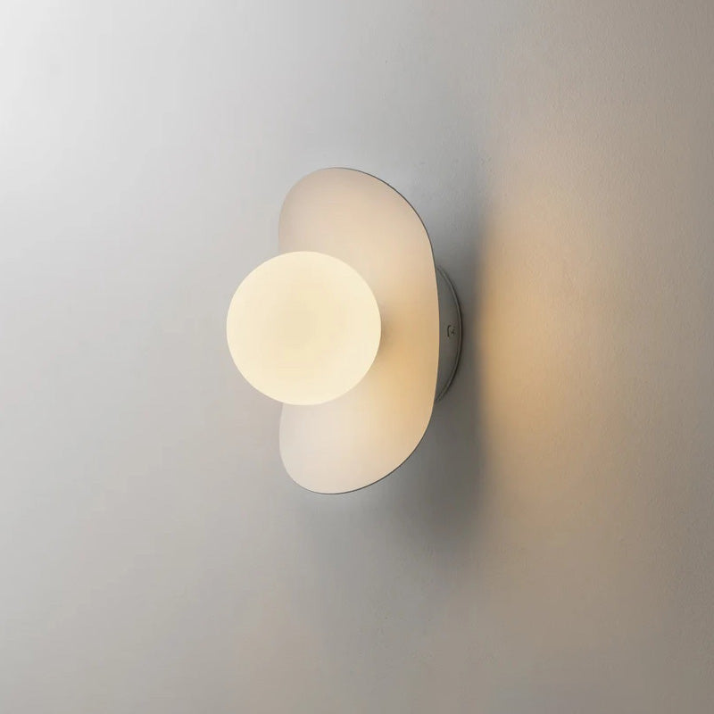 Nouvel Wall Lamp
