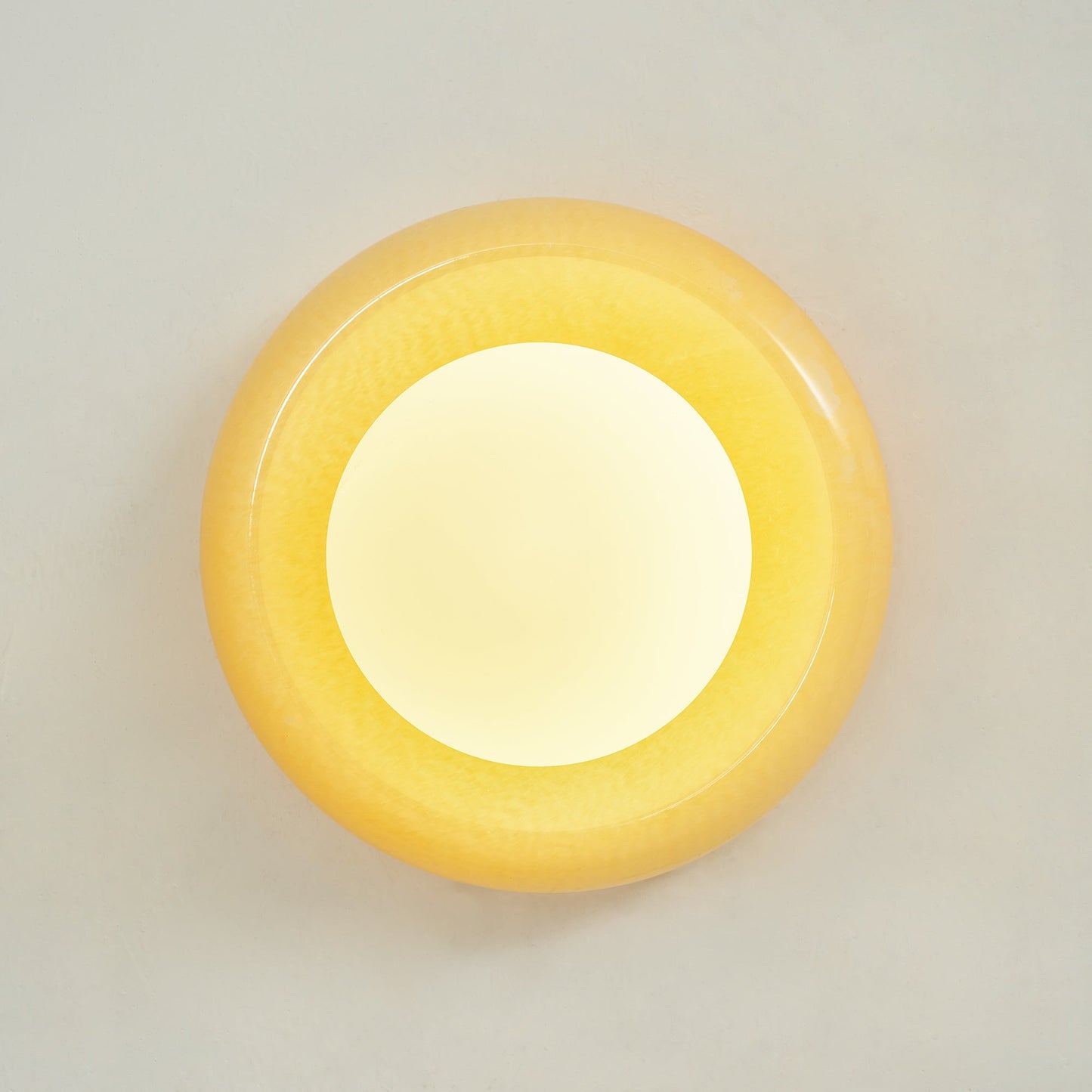 Novi Onyx Wall Lamp