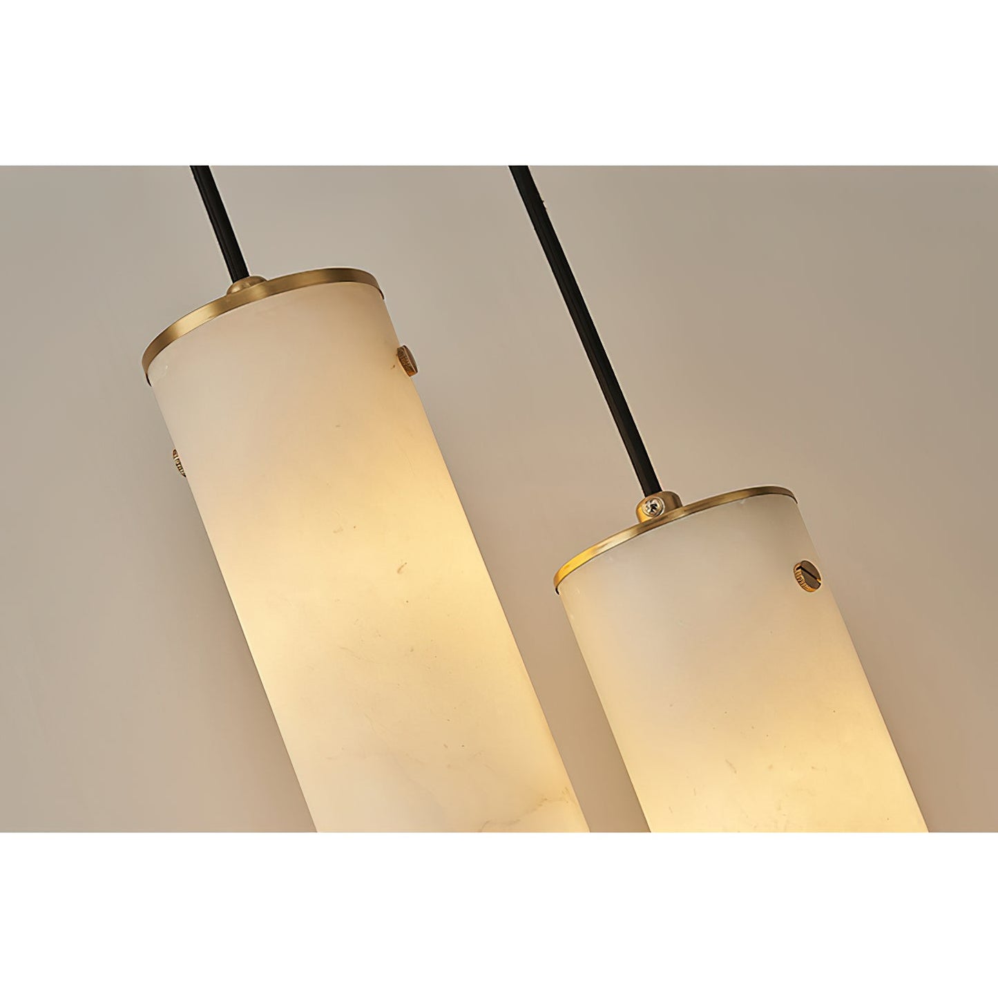 Nula Vertical Alabaster Pendant Light