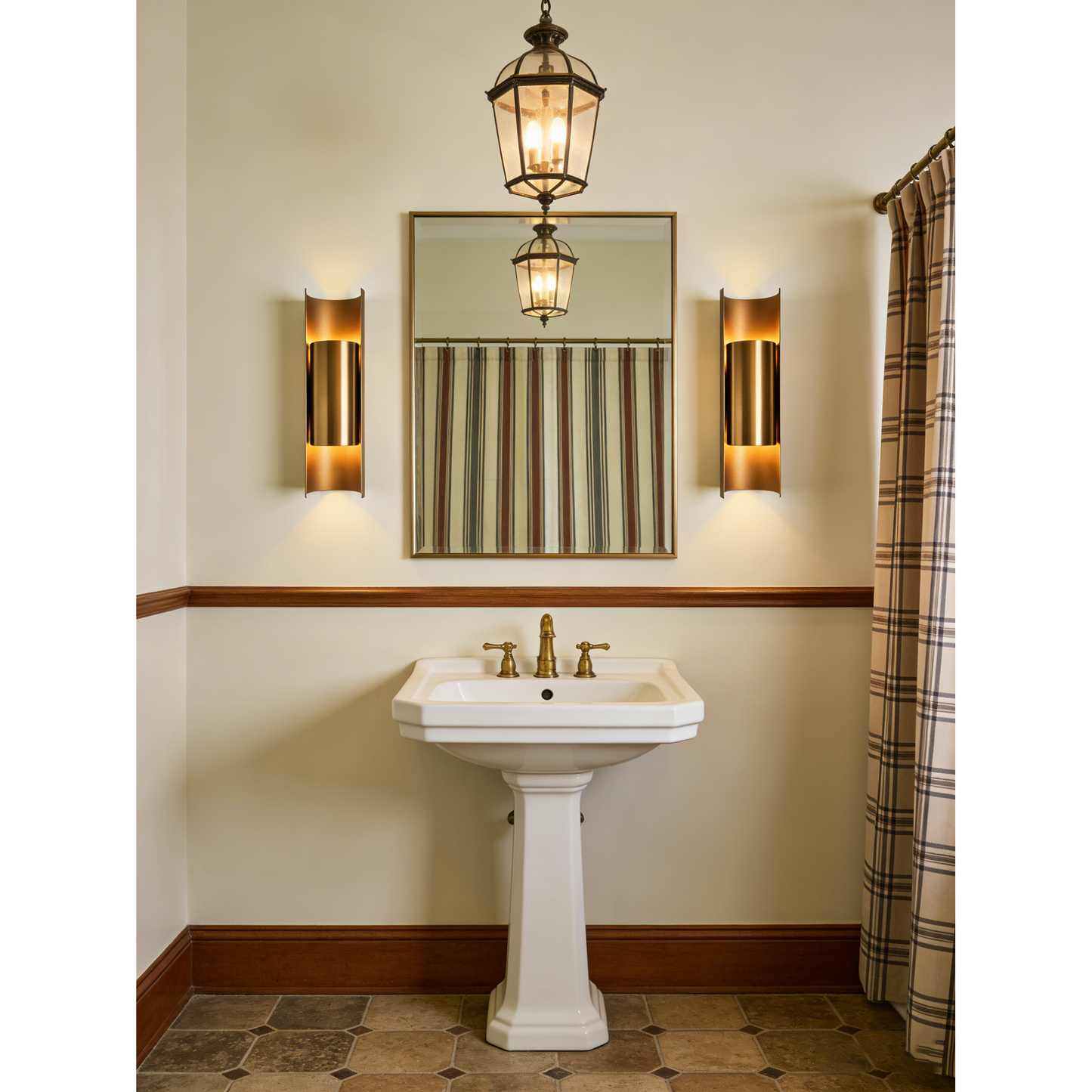 Nyx Wall Lamp