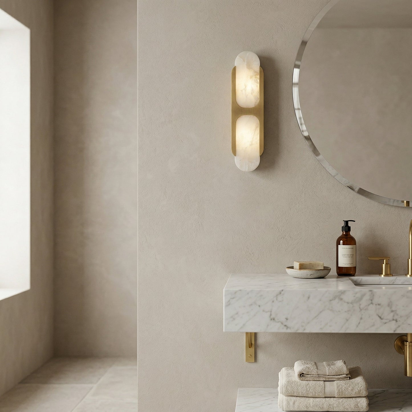Odin Alabaster Wall Lamp