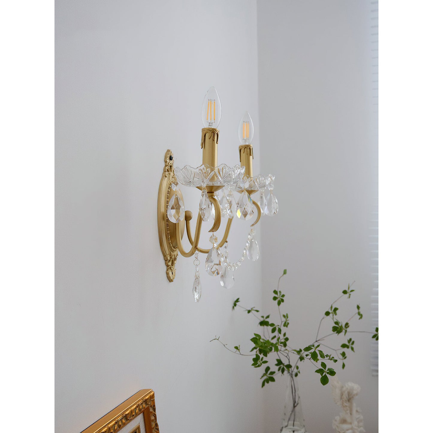 Ondersley Crystal Wall Lamp