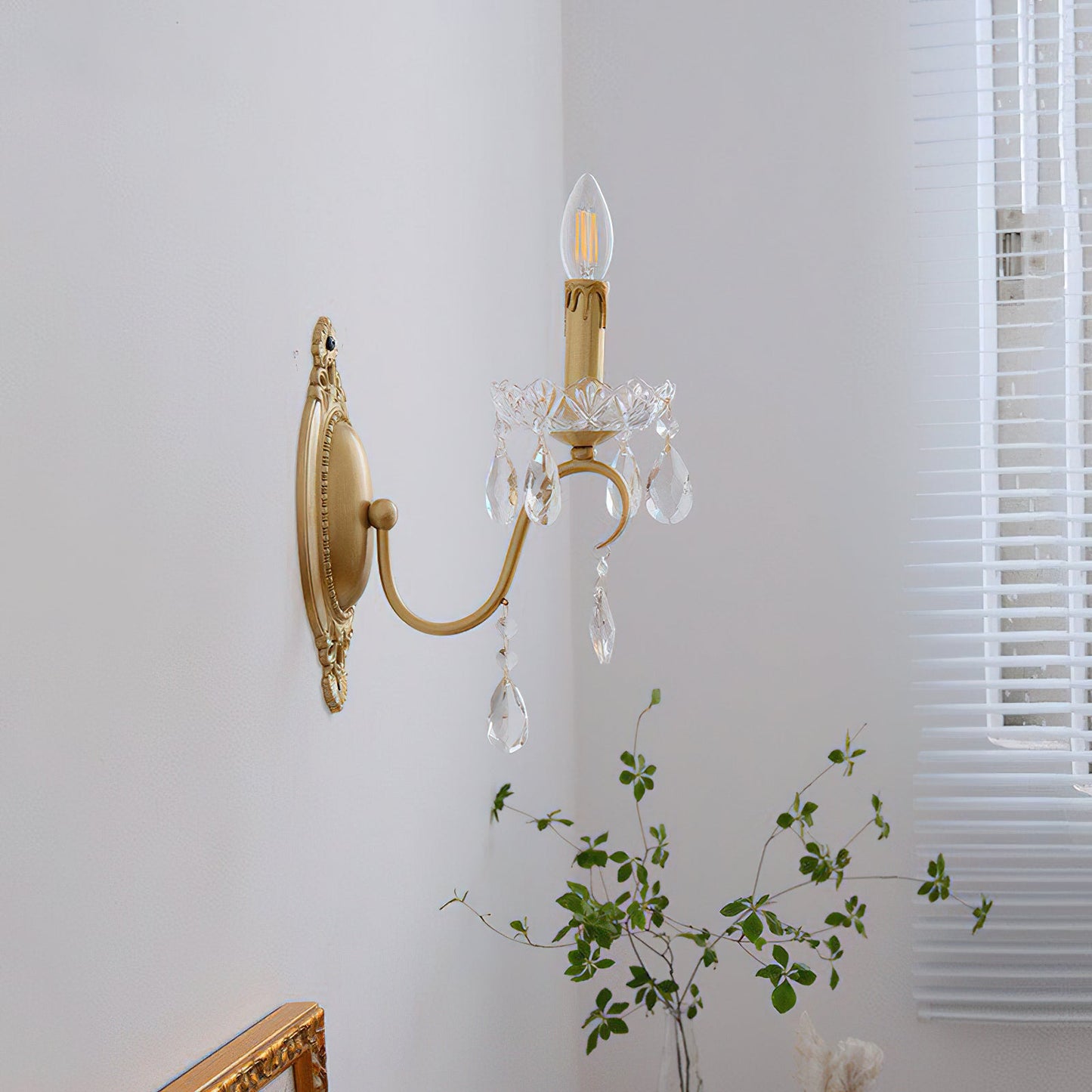 Ondersley Crystal Wall Lamp
