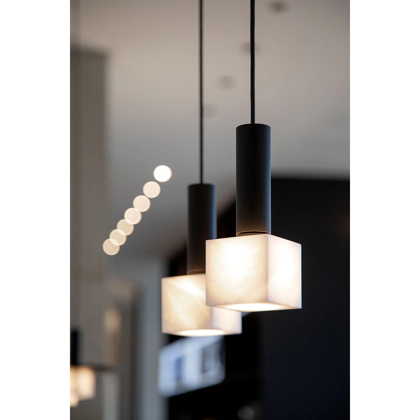 Oran Alabaster Pendant Lamp