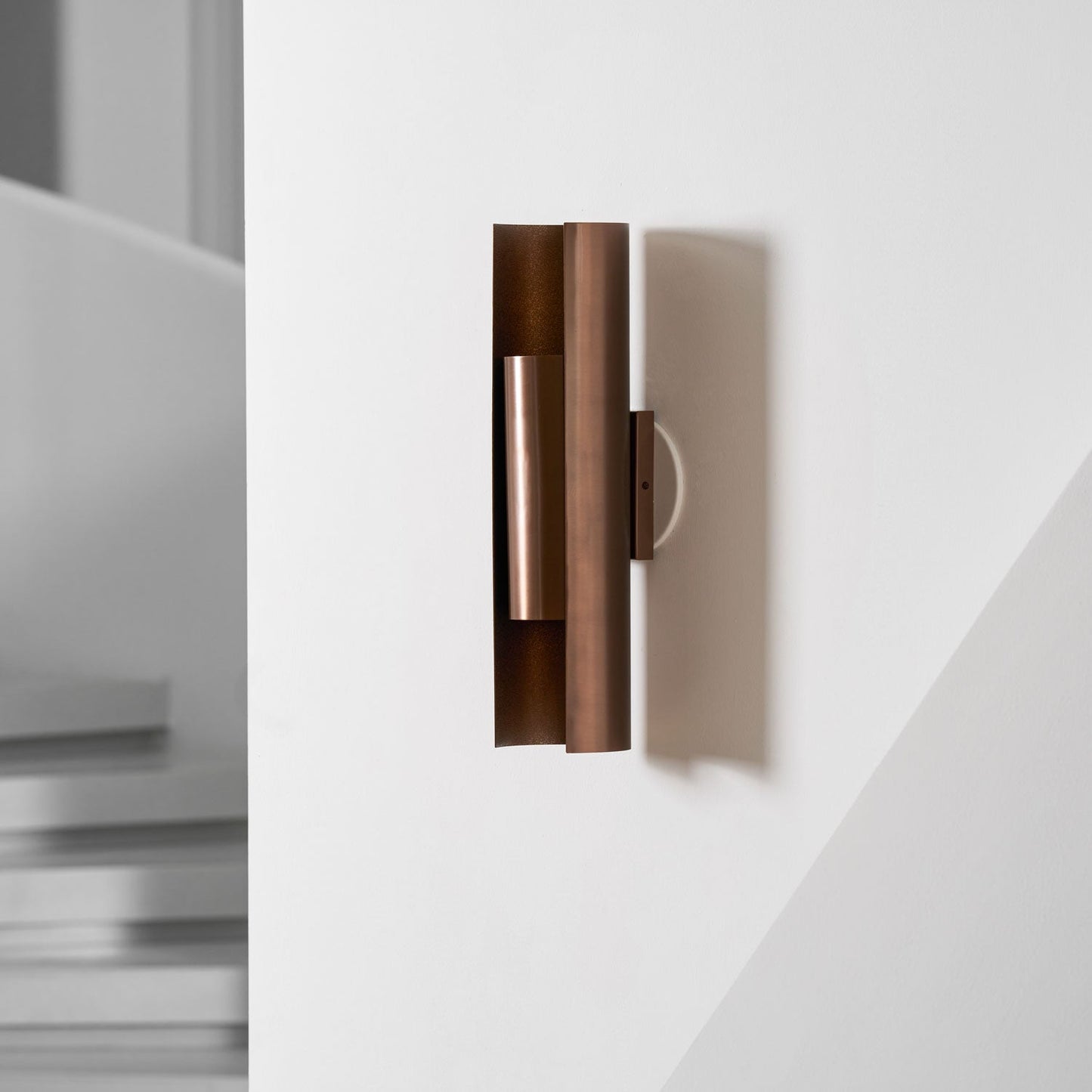 Nyx Wall Lamp