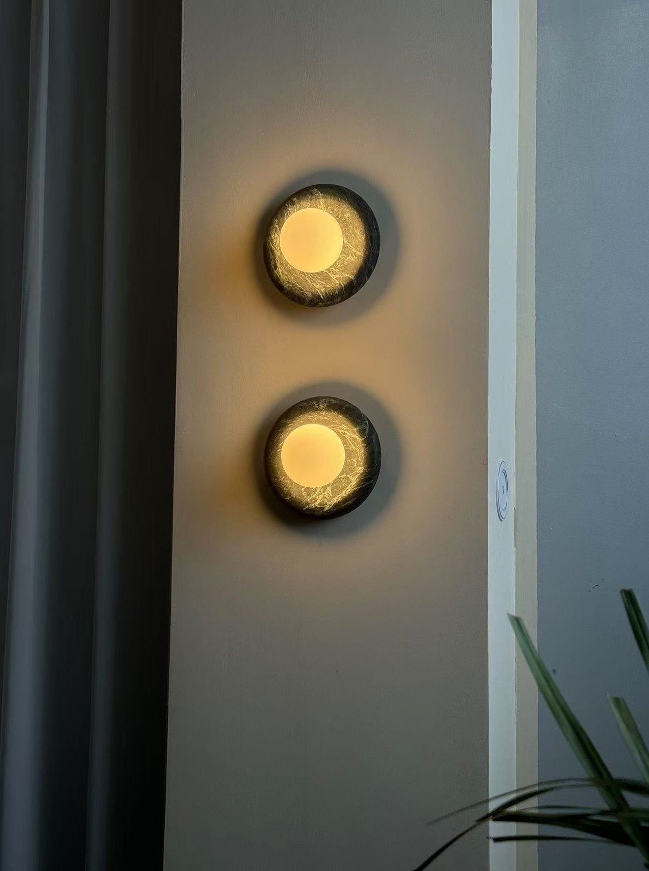 Orli Dark Green Marble Sconce