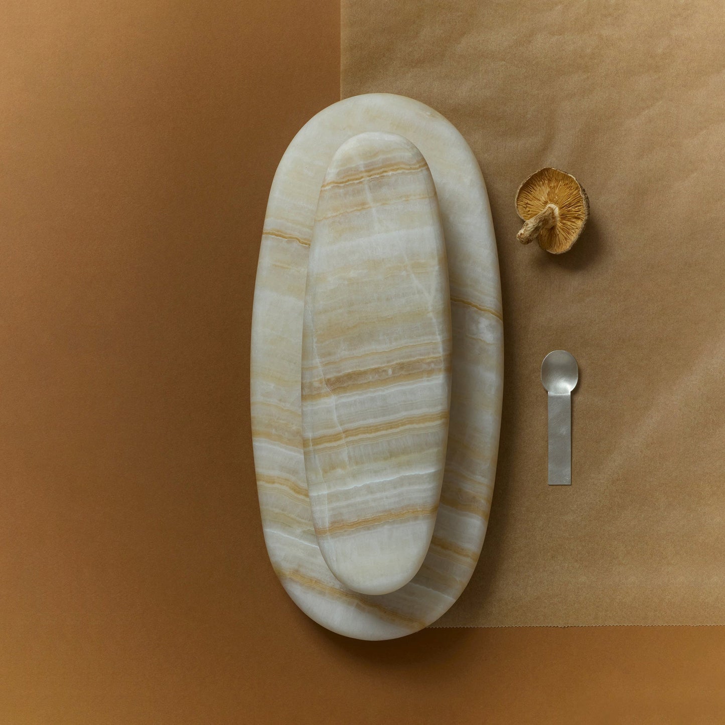 Oro Onyx Wall Lamp