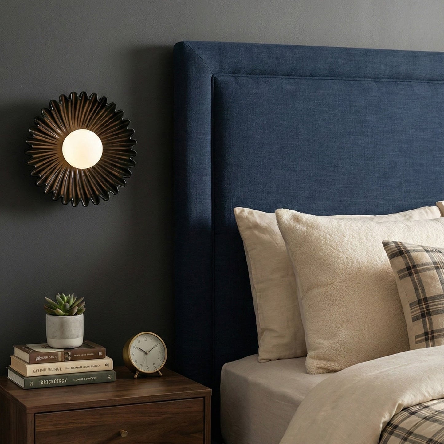 Ostro Marble Wall Lamp