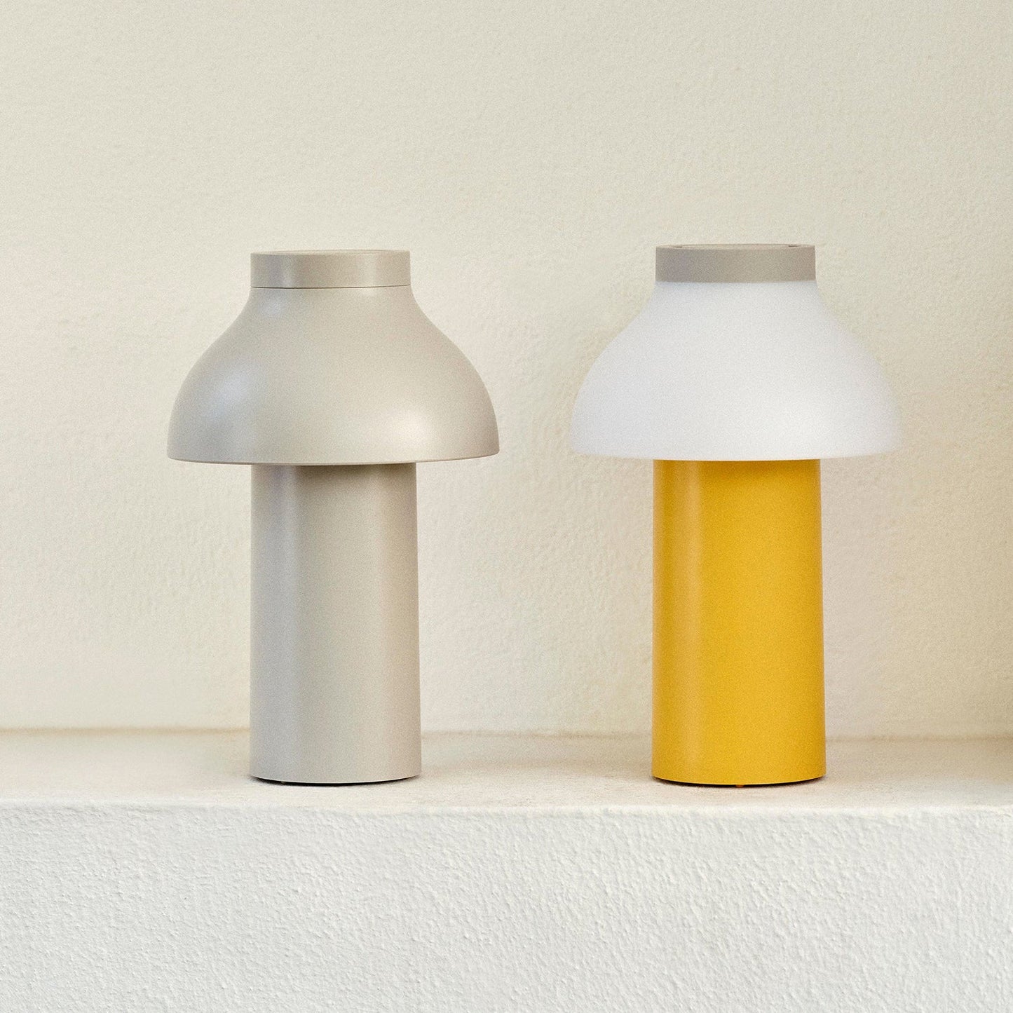 PC Portable Table Lamp (Built-in Battery)