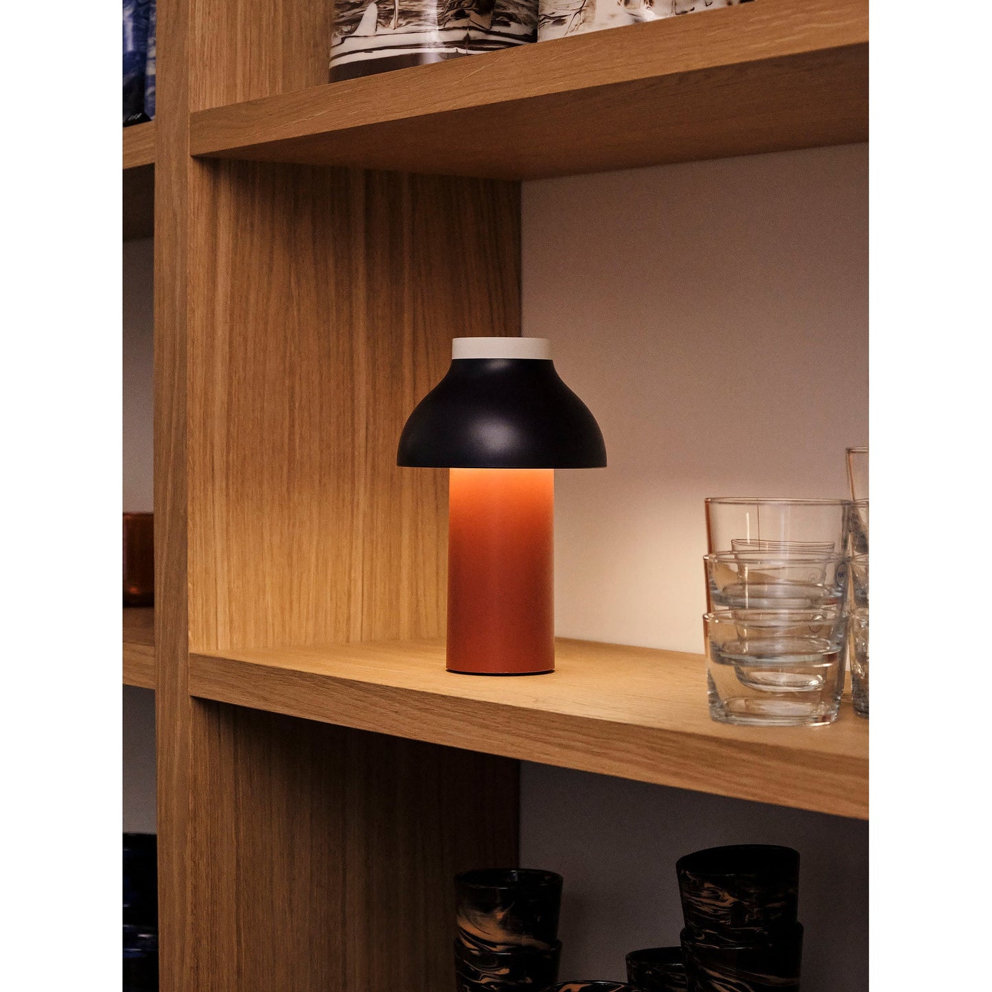 PC Portable Table Lamp (Built-in Battery)