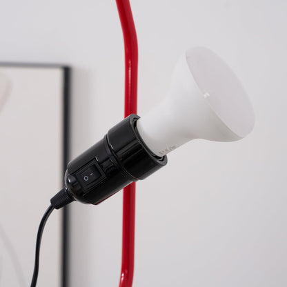 Floor-to-Ceiling Tension Cable Lamp – Adjustable Spotlight