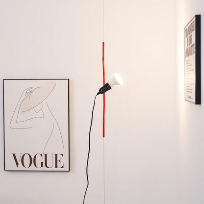 Floor-to-Ceiling Tension Cable Lamp – Adjustable Spotlight