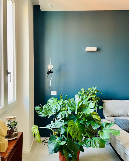 Floor-to-Ceiling Tension Cable Lamp – Adjustable Spotlight
