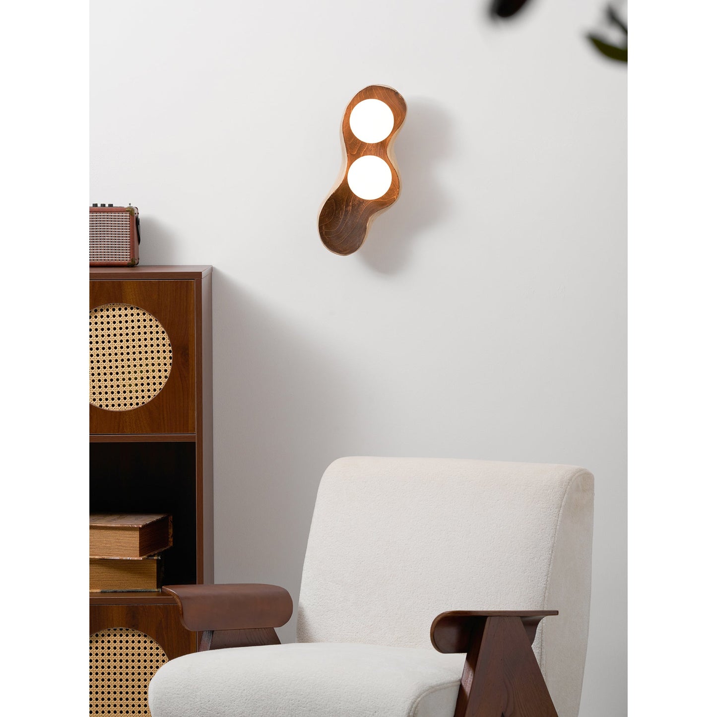 Pea Wall Lamp