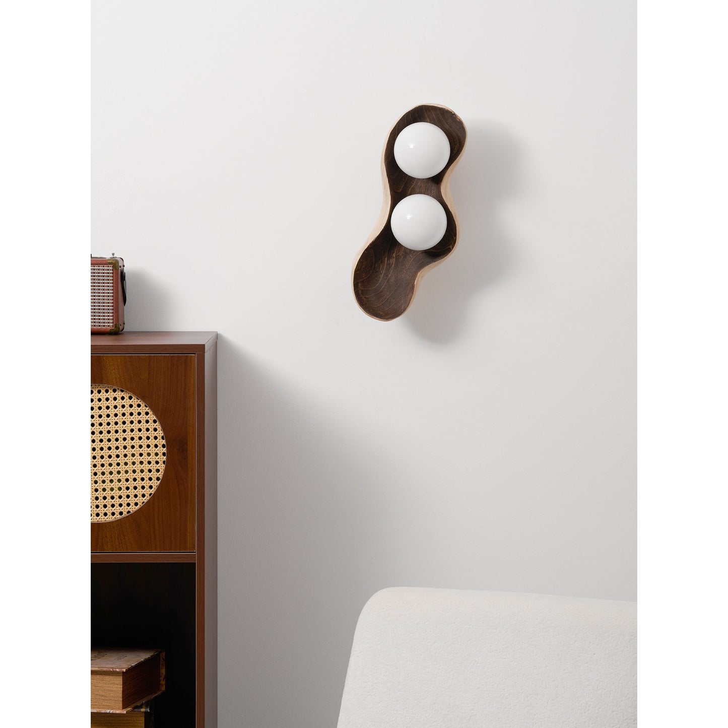 Pea Wall Lamp