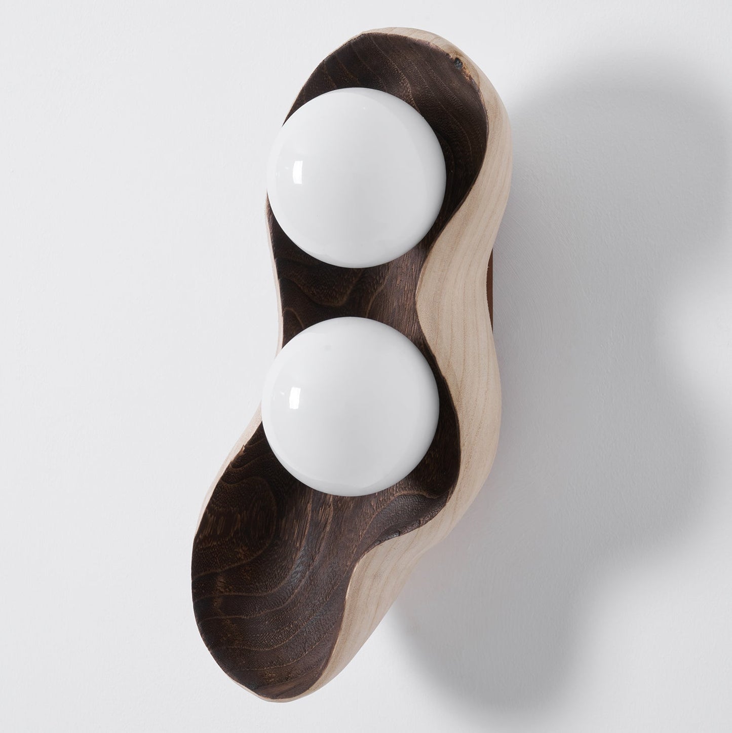 Pea Wall Lamp