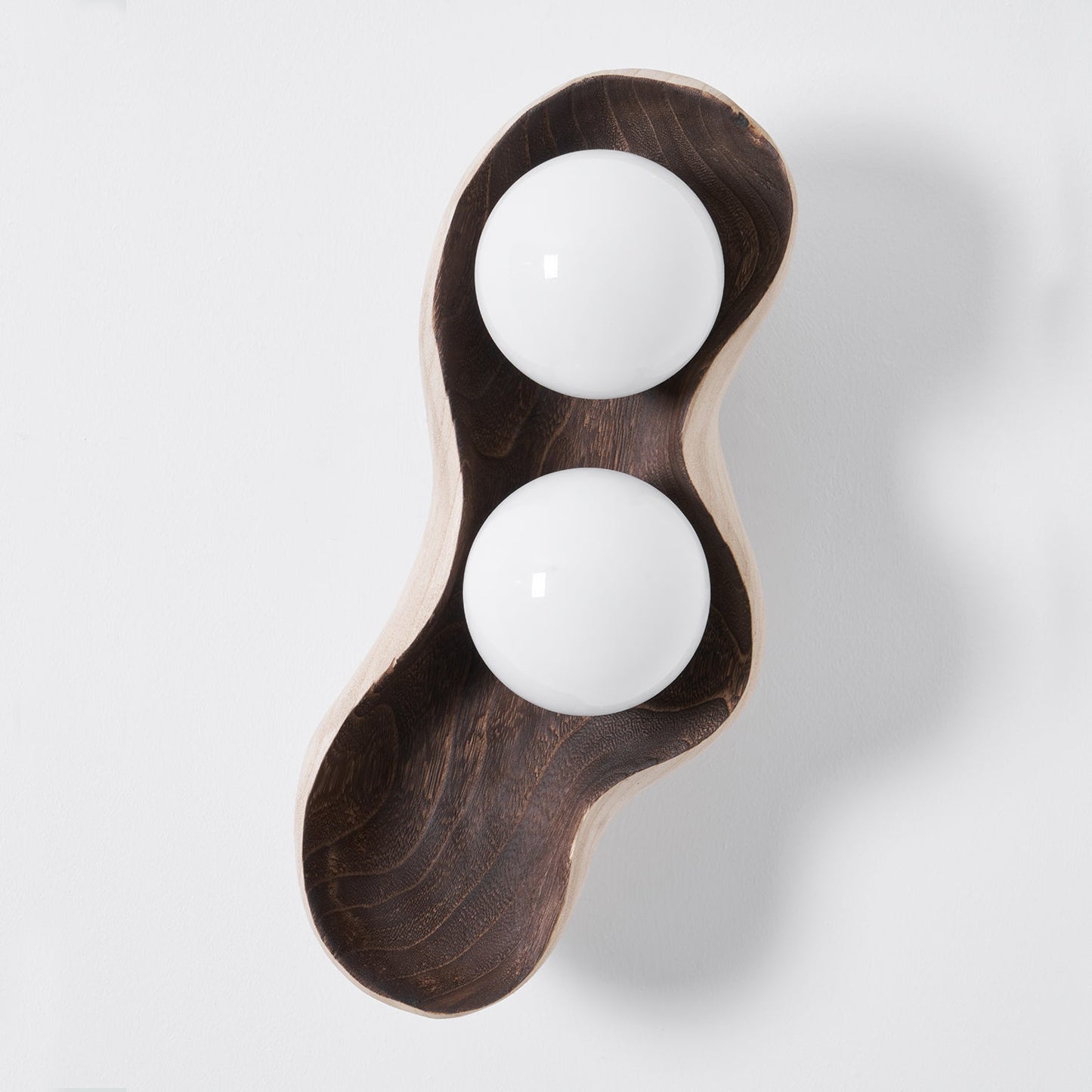 Pea Wall Lamp