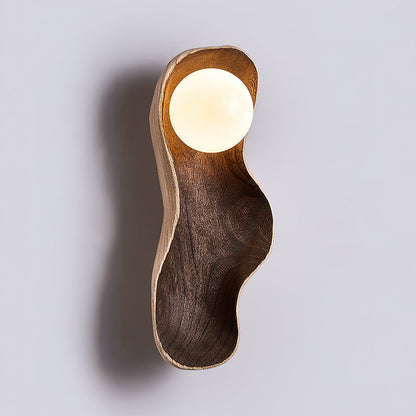Pea Wall Lamp
