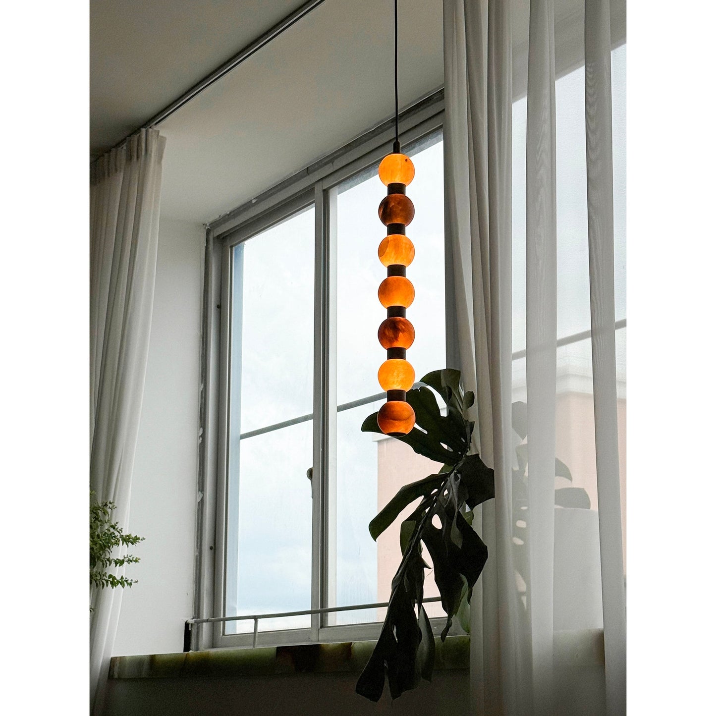 Perle Alabaster Pendant Lamp