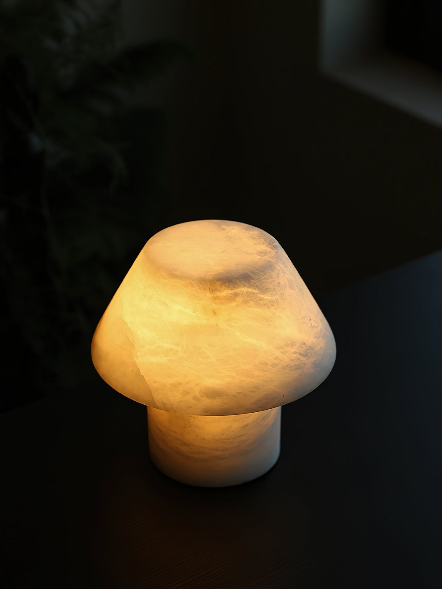 Petra Alabaster Table Lamp