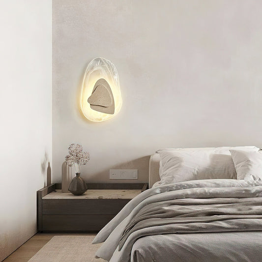 Petra Wall Lamp