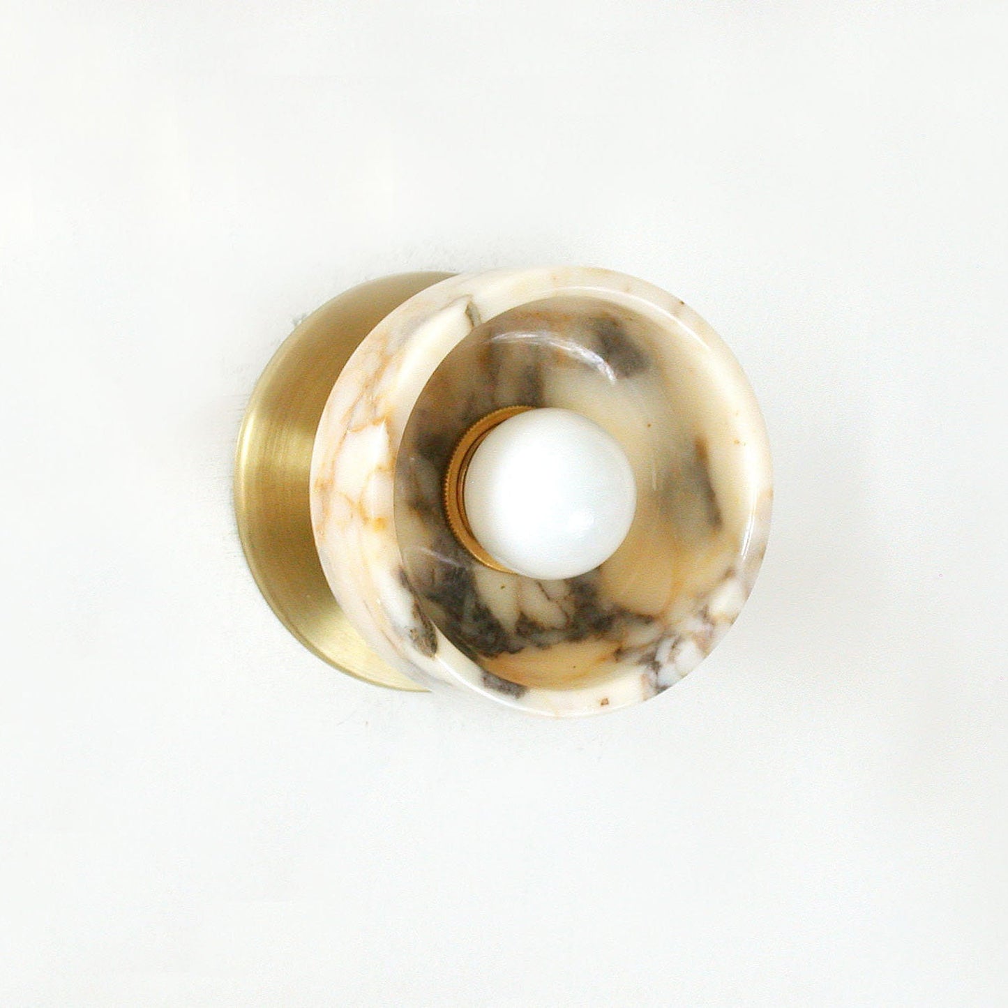 Piedra Wall Lamp