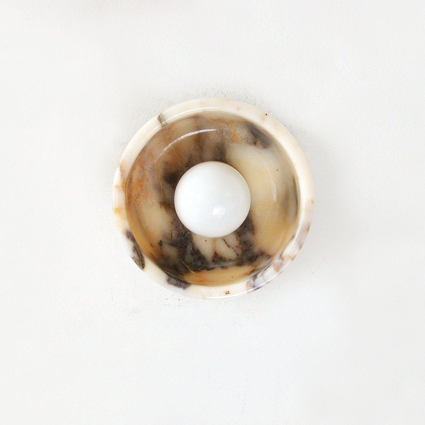 Piedra Wall Lamp
