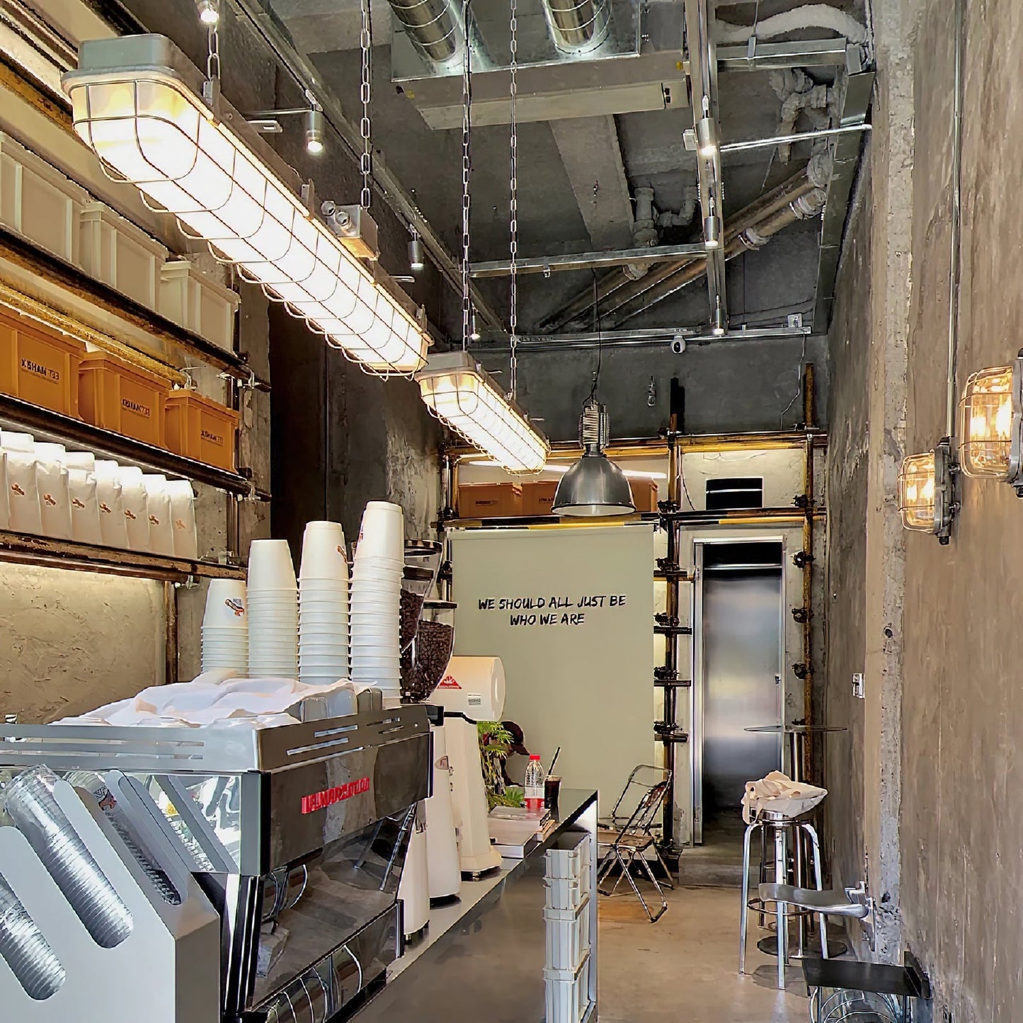 Porringer Linear Industrial Pendant Lamp