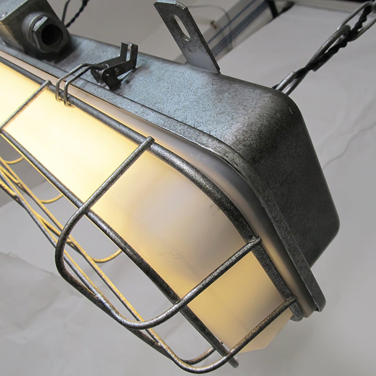 Porringer Linear Industrial Pendant Lamp
