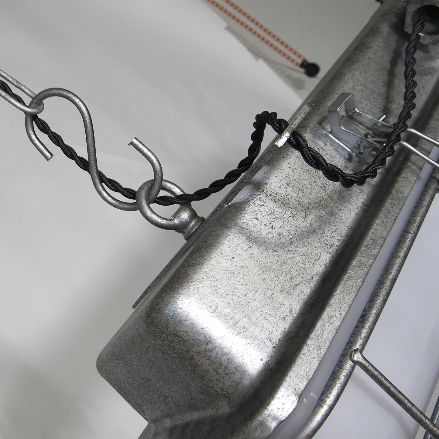 Porringer Linear Industrial Pendant Lamp