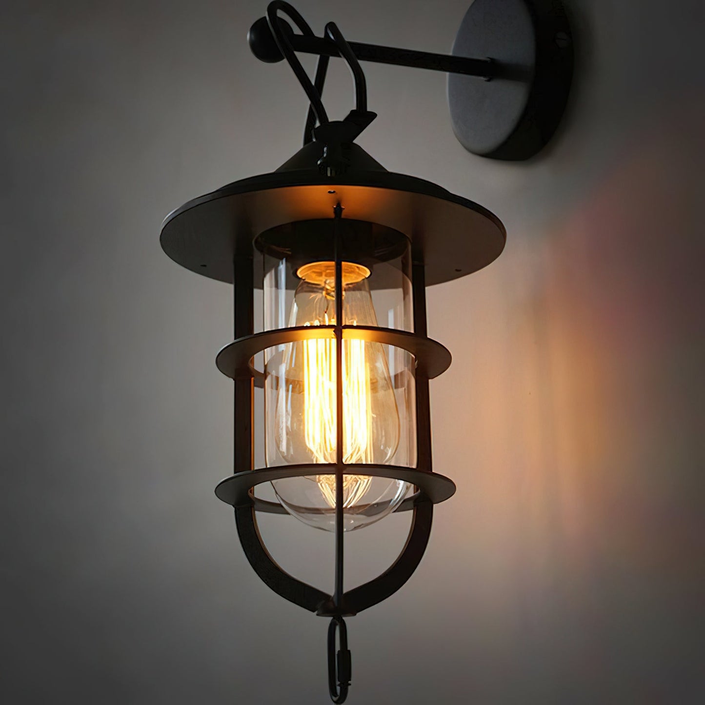 Port Classic Wall Lamp
