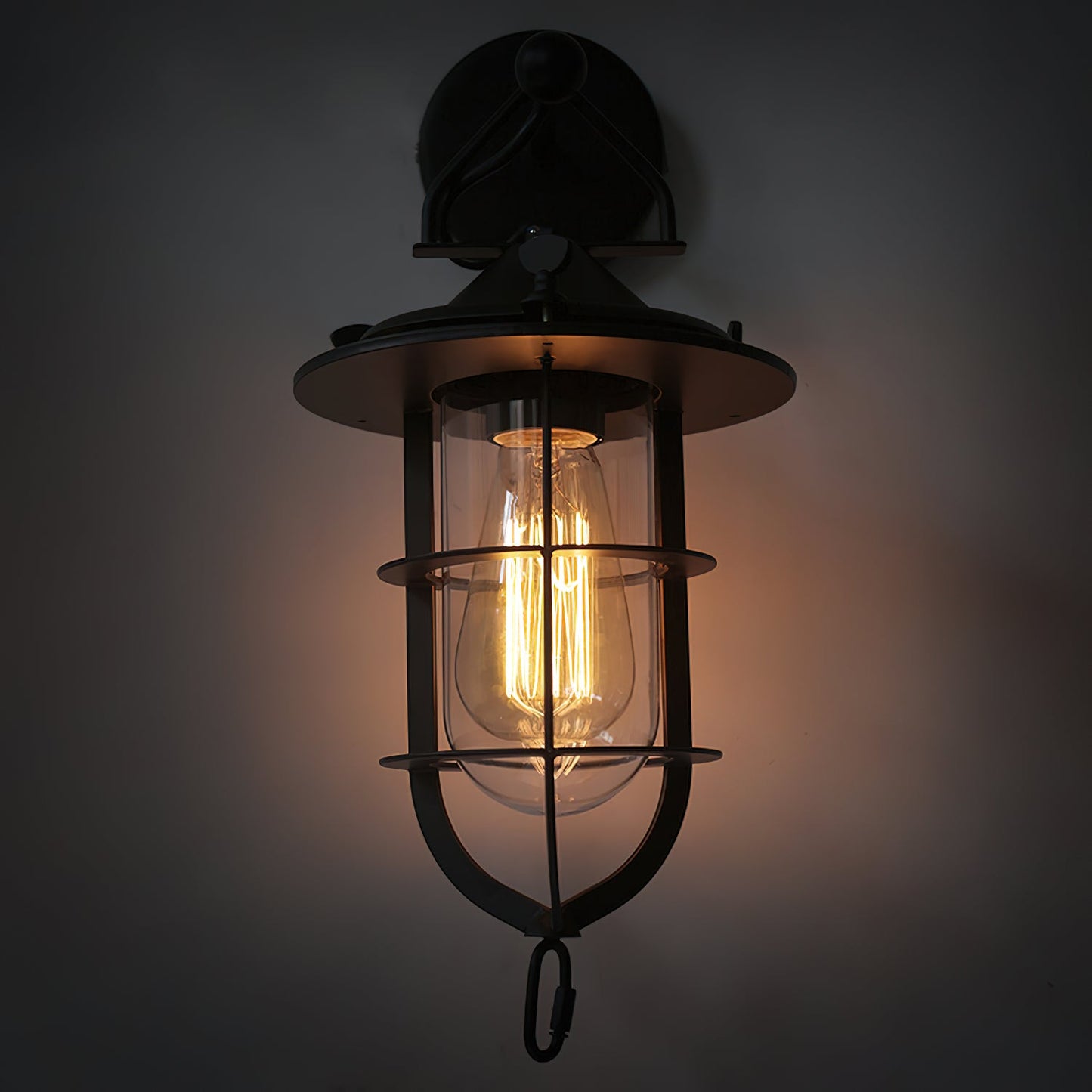 Port Classic Wall Lamp