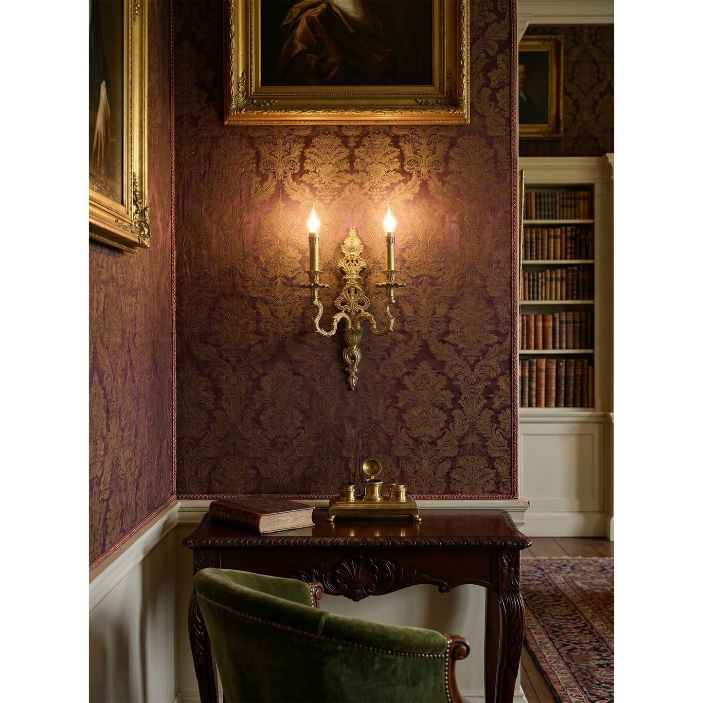 Royal Bee Wall Sconce