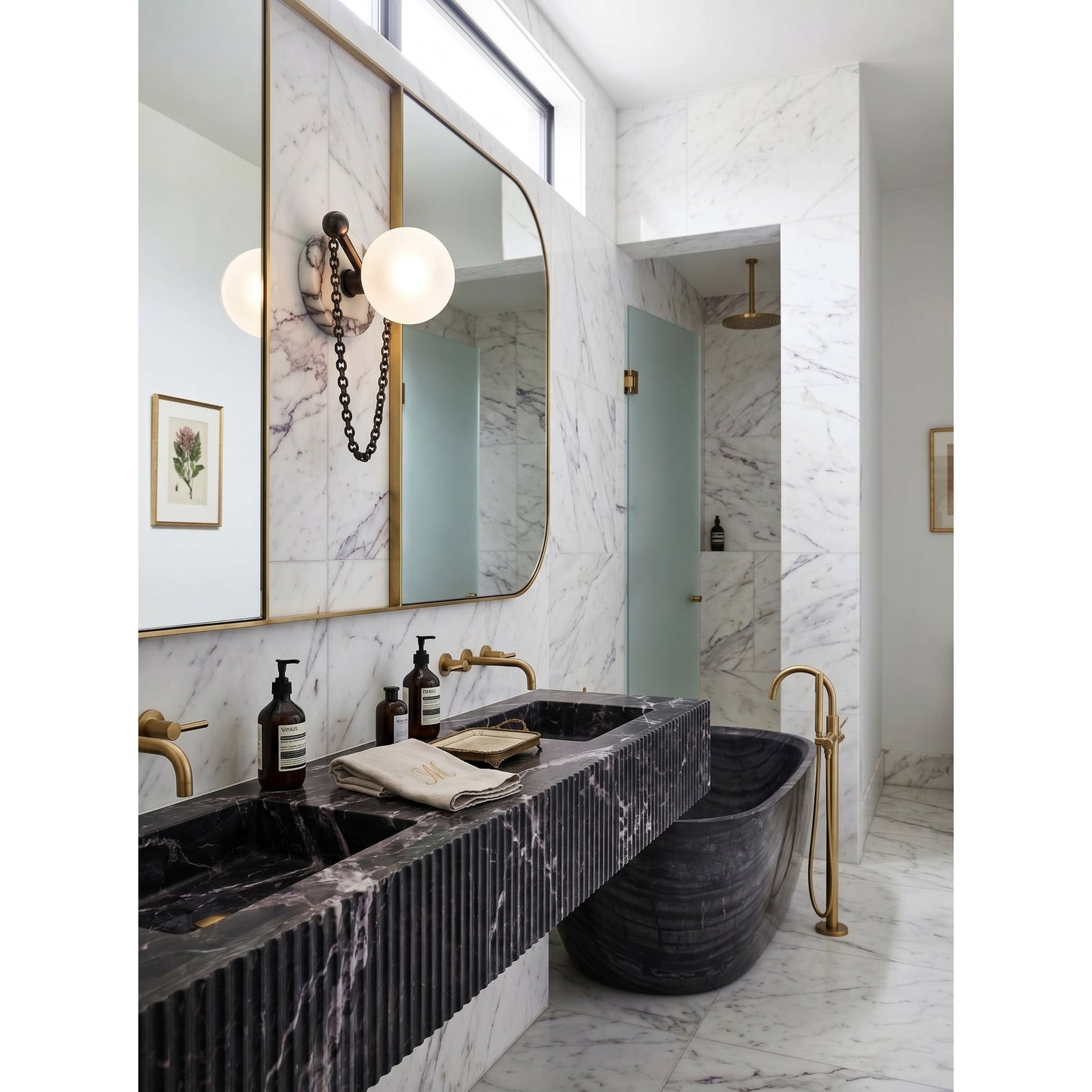 Alla Wall Sconce
