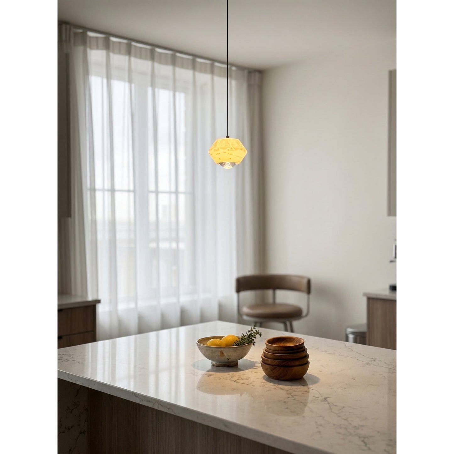 Diamante Alabaster Pendant Lamp