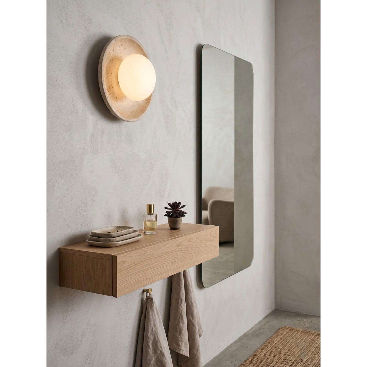 Eretoq Wall Sconce