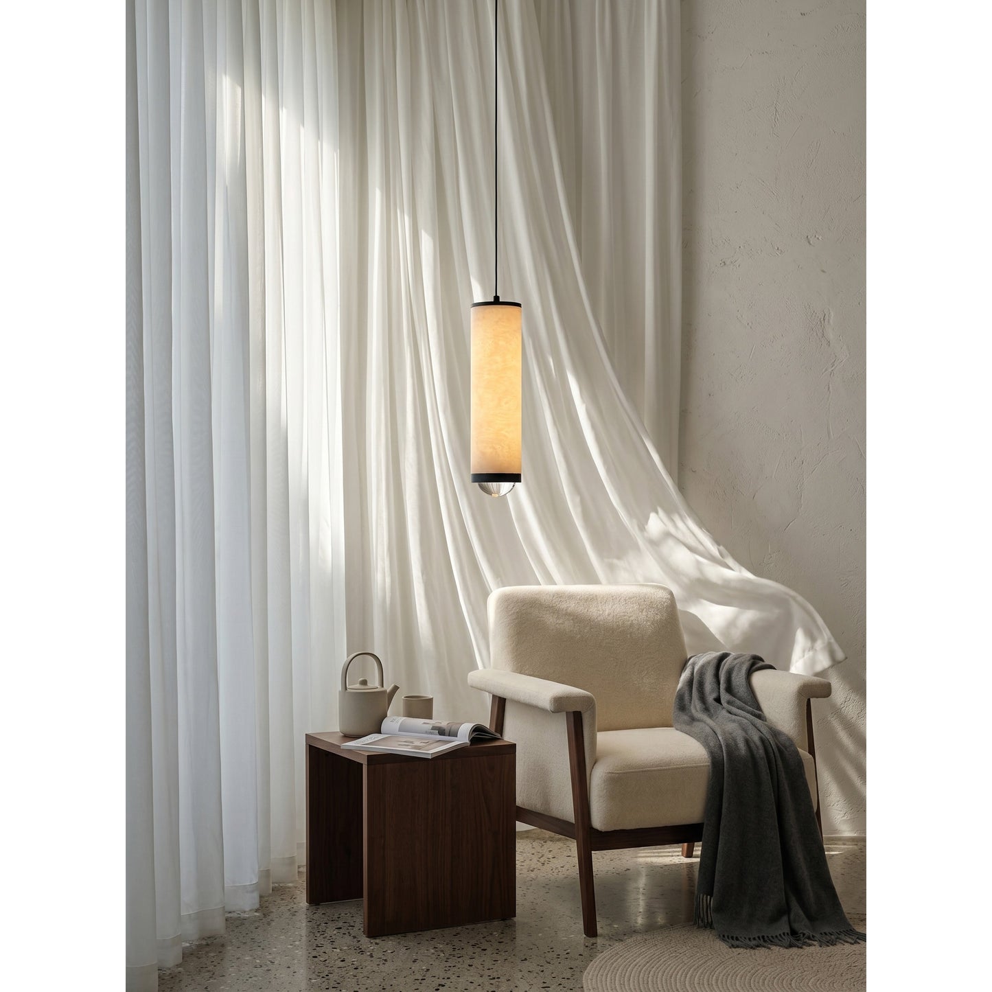 Fina Cylindrical Alabaster Pendant Lamp