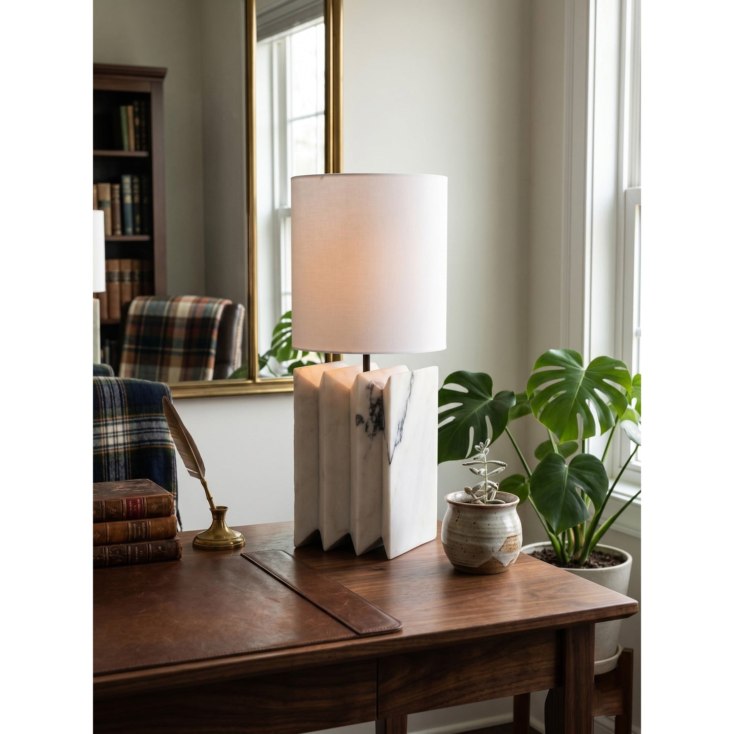 Jman Marble Table Lamp