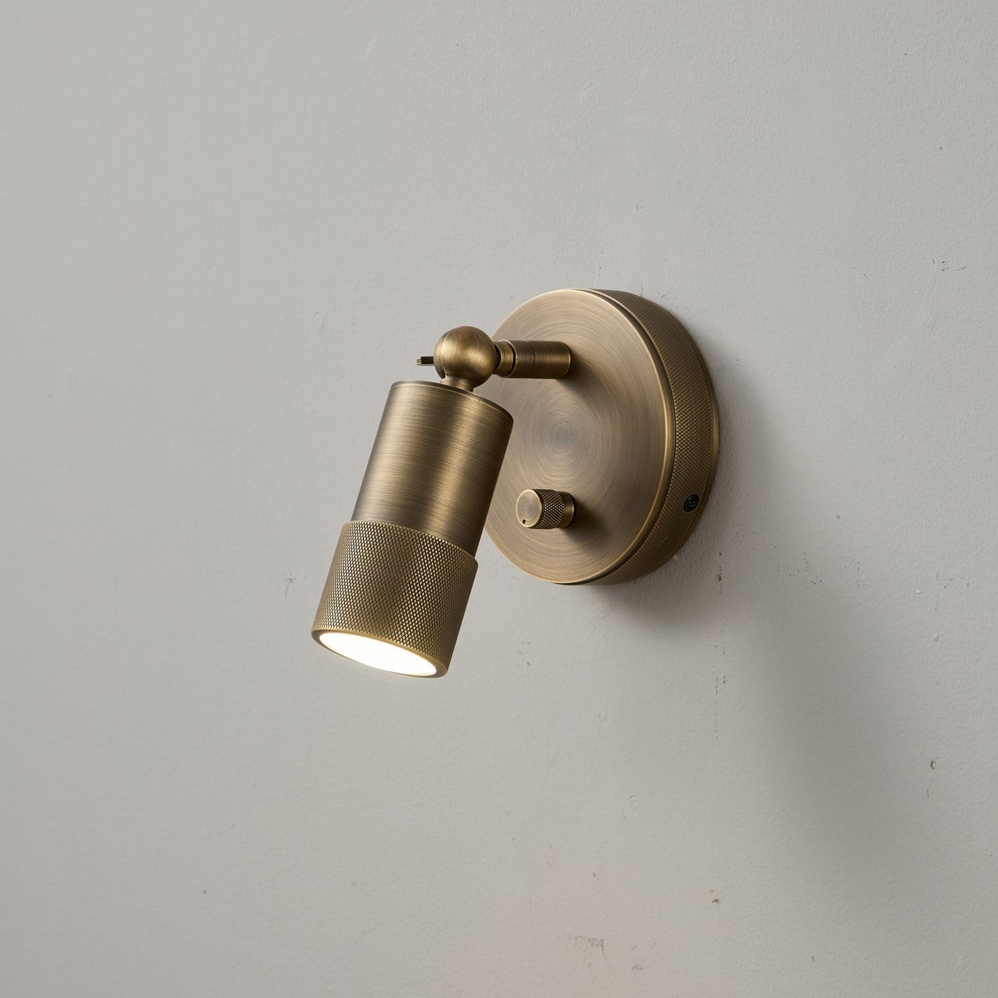 Jura Wall Sconce