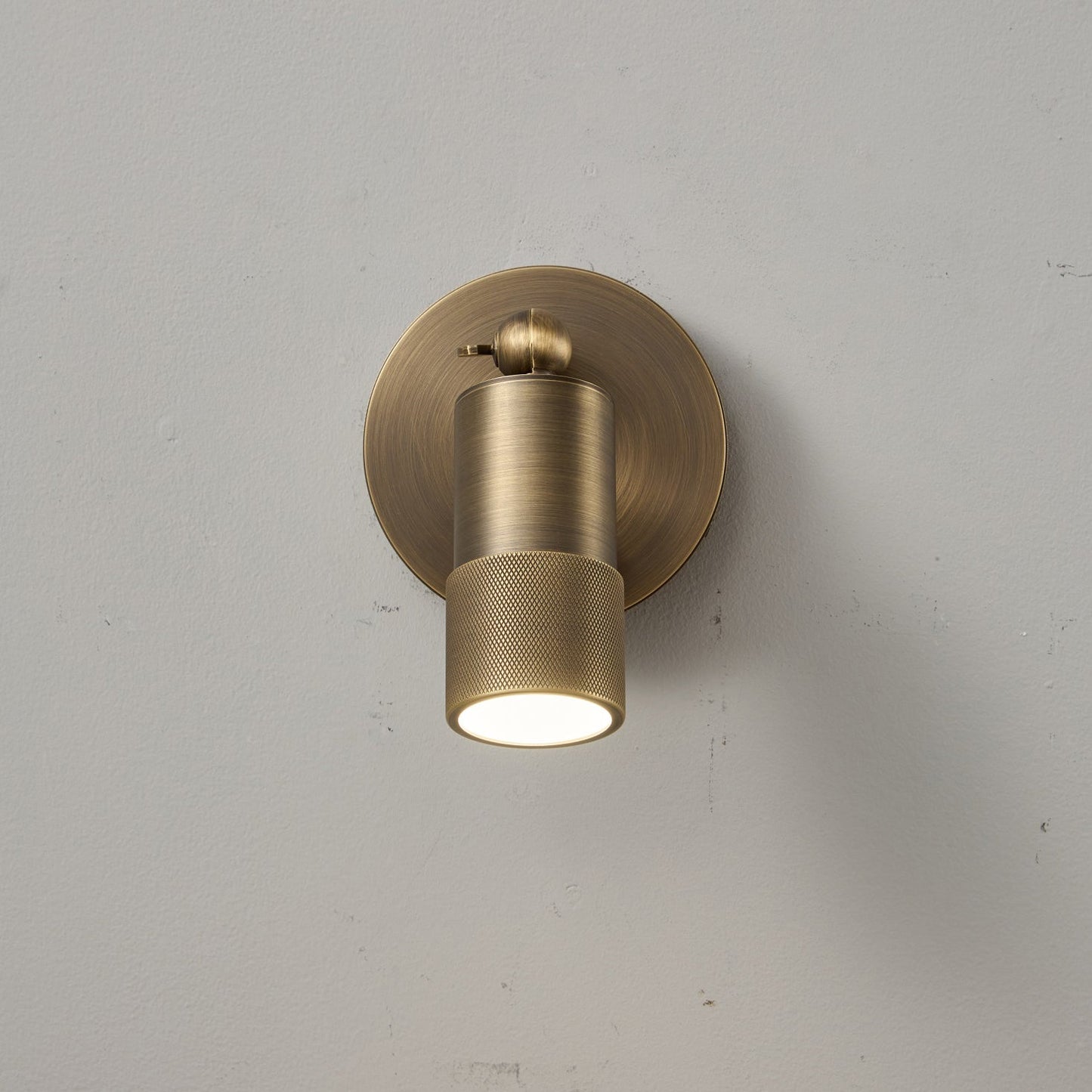 Jura Wall Sconce