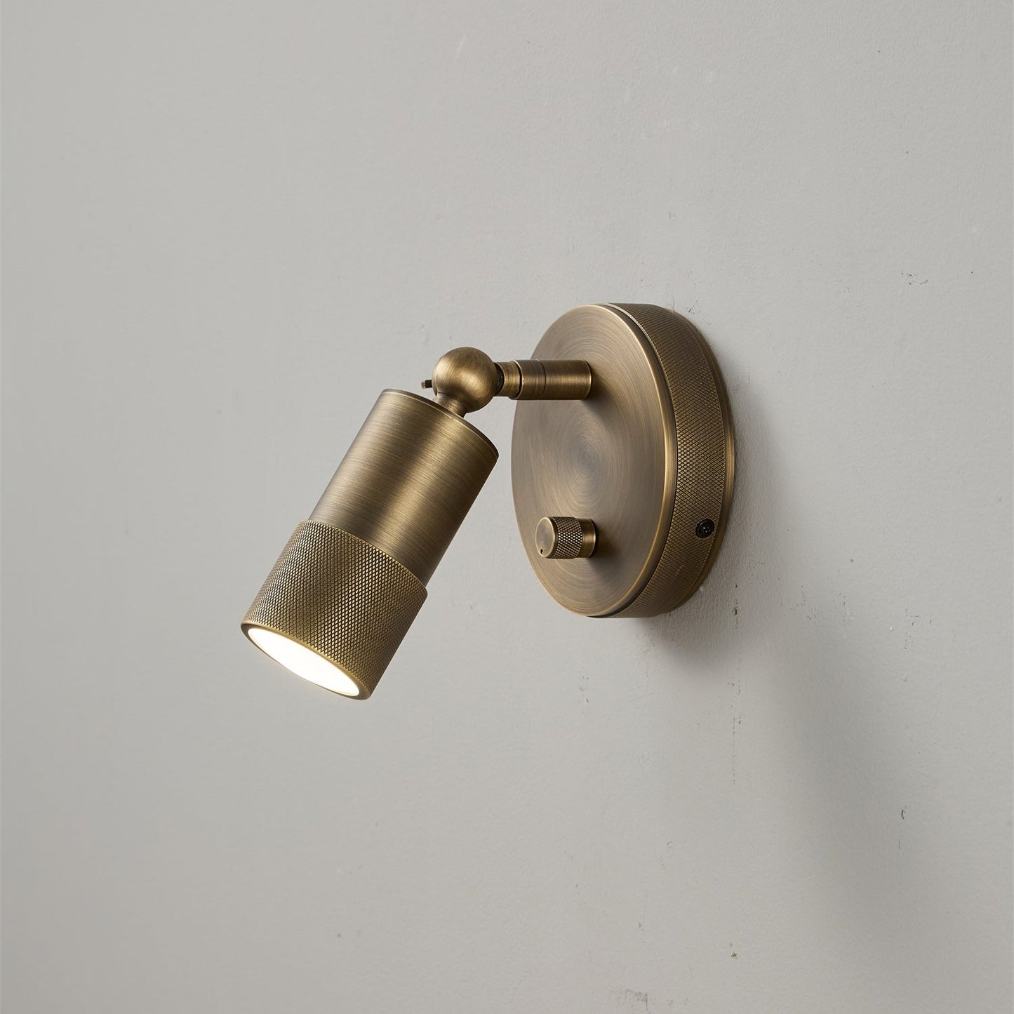 Jura Wall Sconce
