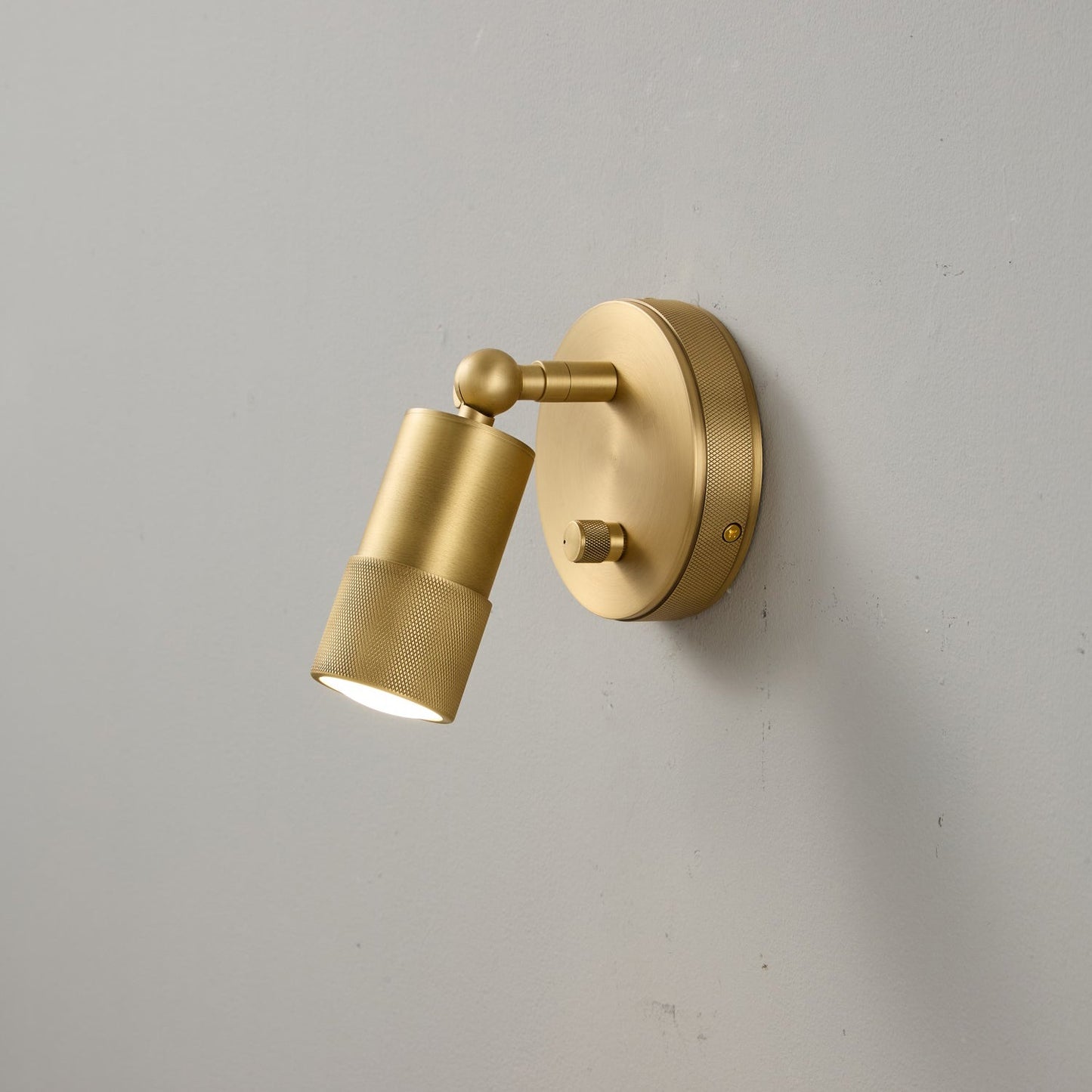Jura Wall Sconce